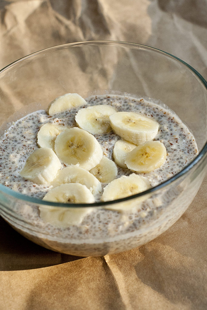 Overnight Oats with Sliced Banana